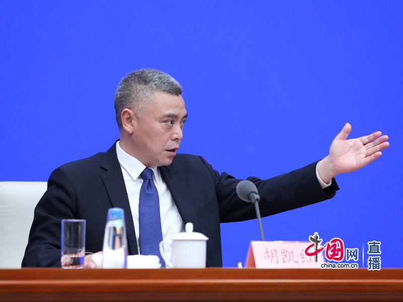 http://www.gov.cn/xinwen/2020-05/22/5513908/images/d2448bbb4d6742879873d76bd04c9a6b.jpg