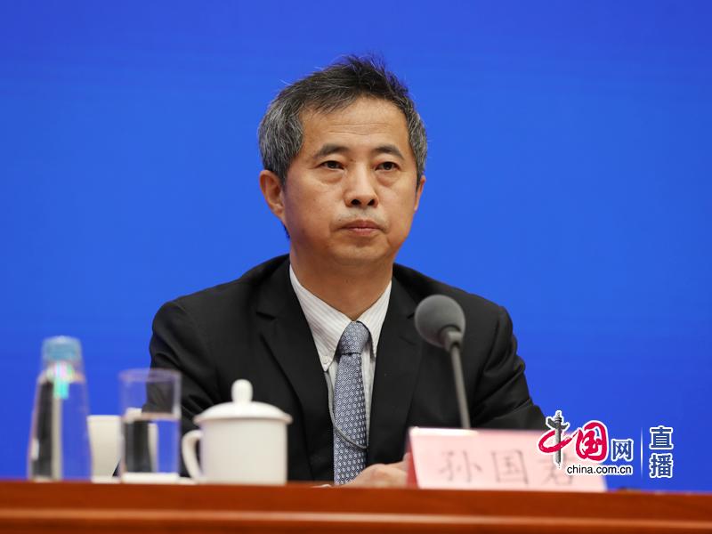 http://www.gov.cn/xinwen/2020-05/22/5513908/images/43fb0b860c204ee3af93d3a7ce7a56ba.jpg