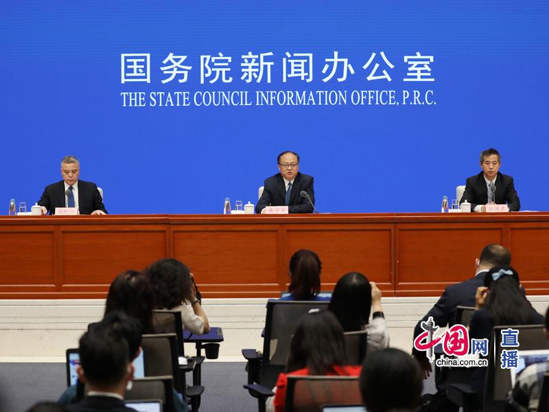 http://www.gov.cn/xinwen/2020-05/22/5513908/images/1e53616e7eea4d5caf5f3cfb94420452.jpg